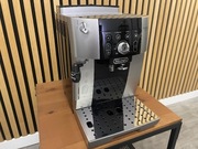 Automatyczny ekspres ciśnieniowy DeLonghi Magnifica S Smart