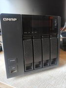 NAS QNAP TS-419P II - QTS 4.3.3 + 4x 1TB