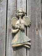 Rzeźba pt "Grający Anioł"