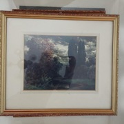 Obraz w złotej ramie – pejzaż z drzewami i chmurami