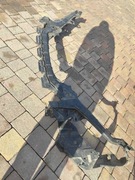 Pas przedni wzmocnienie Volvo V40 2016 delikatnie uszkodzone 