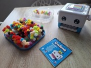 Bunchems BundleBot + kulki kreatywne rzepy – zestaw