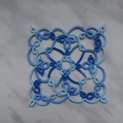 Serwetka frywolitka niebieska