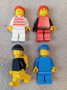 Cztery figurki LEGO vintage 1990