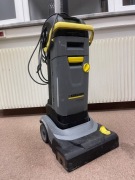 Szorowarka ręczna Karcher BR 30/4 PRO – używana, z fakturą VAT