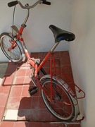 Stary rower składak.