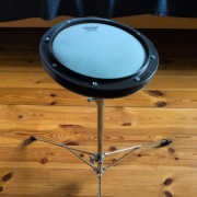 Zestaw Remo: pad Silentstroke 10" oraz stojak