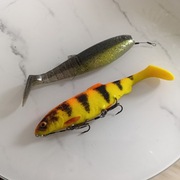 Savage Gear – zestaw 2 używanych gum szczupakowych 18–20 cm, Firetiger
