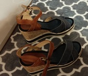 Buty na koturnie rozmiar 38