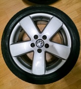 Oryginalne Felgi 17″ VW (5x112) – sprzedaję, bo nie pasują do roweru.