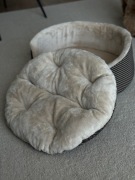 Legowisko dla małego psa lub kota