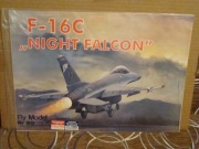 Fly Model F-16C Night Falcon