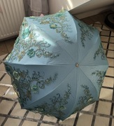 Luksusowy parasol damski z haftem + etui