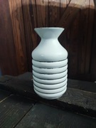 Biały wazon porcelanowy GDR  Lippelsdorf