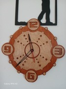 Zegar ścienny ze sklejki