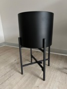 Donica metalowa/ kwietnik