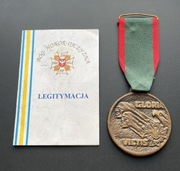 Medal Gloria Victis z legitymacją Związek Inwalidów Wojennych RP
