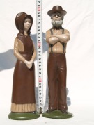 Porcelanowe figurki farmerów holenderskich, 31 cm wysokie