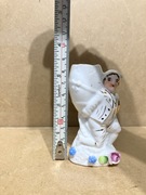 figurka ceramiczna trefniś klaun stanczyk. wady na kwiatkach  i beczce