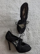 Czarne eleganckie skórzane zamszowe wiązane rockowe buty szpilki Faith 39