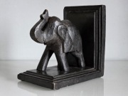 Szwecja - ręcznie rzeźbiony słoń z litego drewna, lata 40-te XX wieku