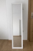 Lustro prostokątne białe o szerokości 30 cm i wysokości 150cm