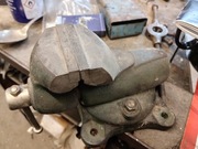 Małe imadło ślusarskie, modelarskie 