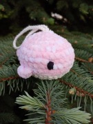 Wielorybek handmade pluszowy na szydełku brelok do kluczy, plecaka różowy