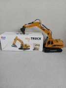 Model koparki gąsienicowej marki YI XIANG.