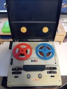 TESLA B4 Magnetofon szpulowy