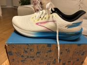 Męskie buty do biegania brooks hyperion 44.5