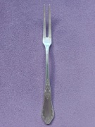 Posrebrzany widelec do mięsa z fabryki Hefra