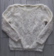 Sweter biały włochaty ciepły perełki Butik HIT (s) 36 