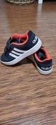 Buty Adidas dla chłopca rozmiar 30.
