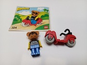 LEGO System 324 Fabuland Ricky Raccoon on his Scooter z roku 1979