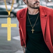 Łańcuszek z krzyżykiem złoty 