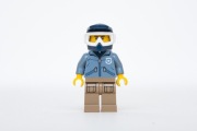 Figurka Lego City cty0830 Mountain Policjant 60170