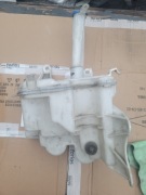 Zbiorniczek spryskiwaczy auris II