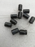  Kondensator 3,3uF/100V Bipolarny 8x11mm 7szt
