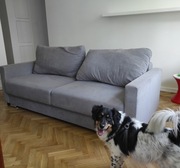 Rozkładana kanapa z 2 poduszkami z funkcja spania