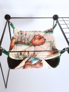 (S) Plaster miodu, hamak dla szynszyli, szczura. Kapibara