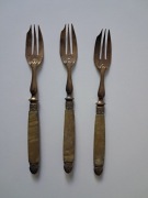 Stare widelce  do ryby 3 szt z epoki wiktoriańskiej