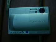 &2 Sony Cyber-shot DSC-T1 