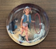 RECO Talerz ozdobny porcelanowy Dziewczynka koty