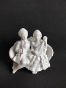 Urocza Porcelanowa Figurka Grupa Figuralna Scena Rokoko Para