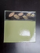 Tacka szklana taca patera z zatopionymi liśćmi liście złoty kolor Vintage 