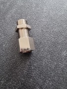 Połącznie skręcane z otw zawiera 1 nakręt Simalube