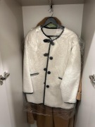 Kurtka damsi w dobrym stanie!