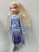 Elza Kraina Lodu- Hasbro Disney