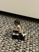Figurka lego Maradona + podstawka i piłka